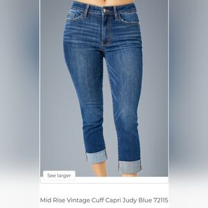 Judy Blue Mid Rise Vintage Cuff Capri